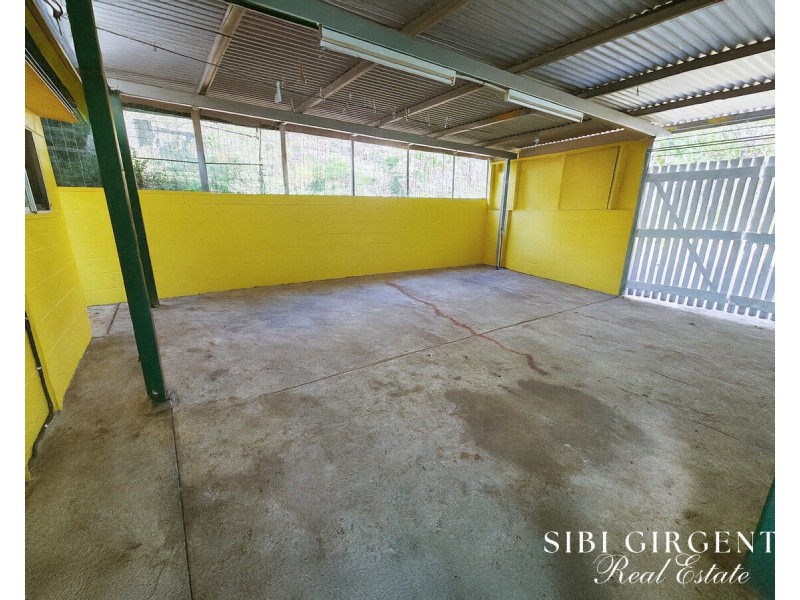 35 Ellie Street, Herberton QLD 4887