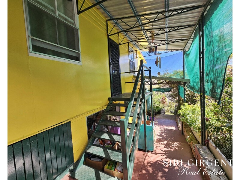 35 Ellie Street, Herberton QLD 4887