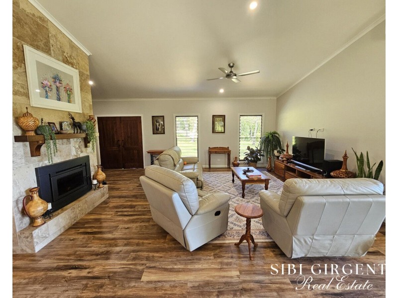 161 Hemming Lane, Upper Barron QLD 4883