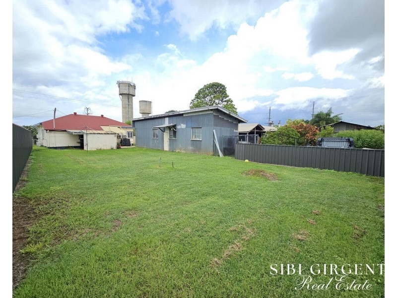 30 Basalt Street, Mareeba QLD 4880