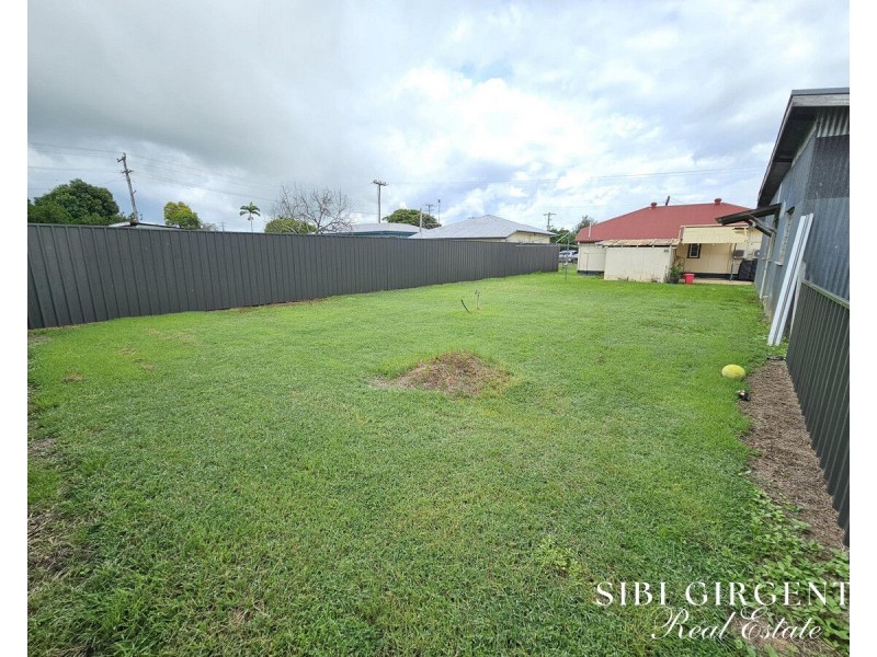 30 Basalt Street, Mareeba QLD 4880