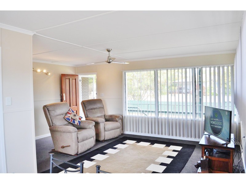 16 Brown Street, Mareeba QLD 4880