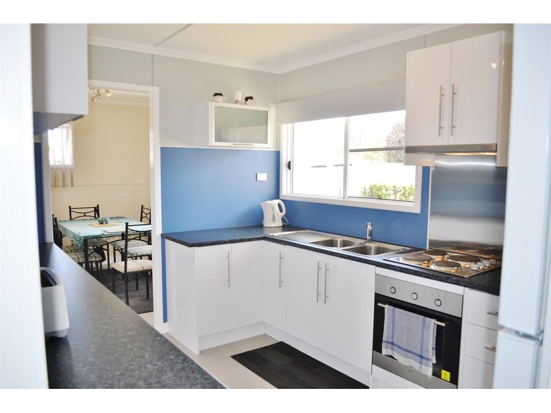 16 Brown Street, Mareeba QLD 4880