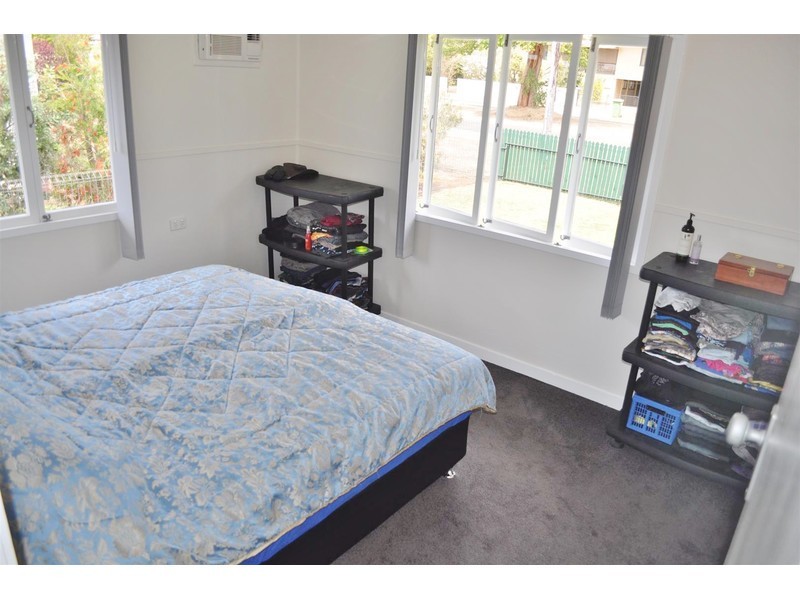 16 Brown Street, Mareeba QLD 4880