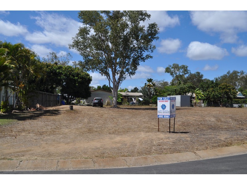 12 Kylie Close, Mareeba QLD 4880