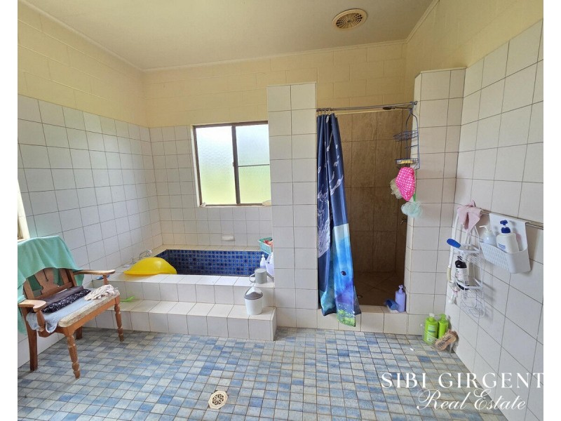 78 Fabris Road, Dimbulah QLD 4872