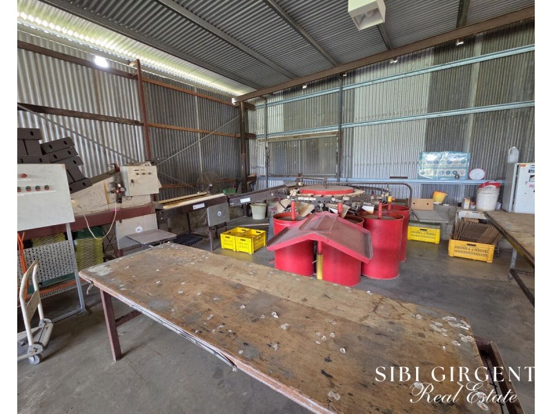 78 Fabris Road, Dimbulah QLD 4872