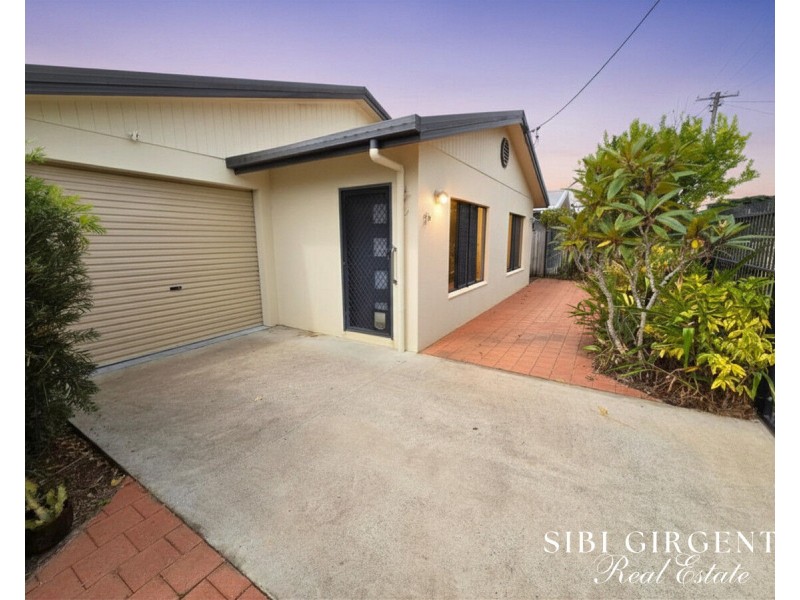 1B Bourke Street, Mareeba QLD 4880
