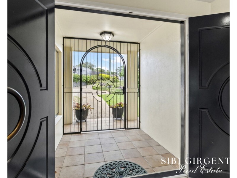 19 Langton Avenue, Mareeba QLD 4880