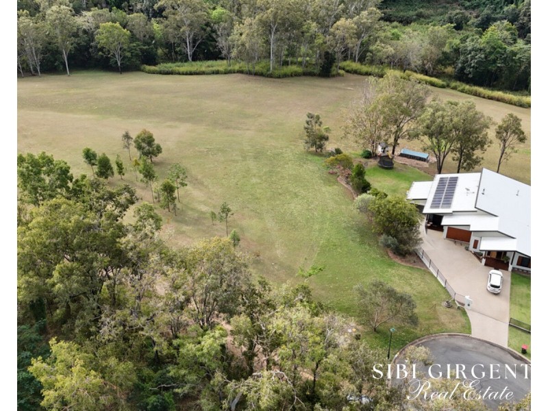 15 Ciobo Close, Mareeba QLD 4880
