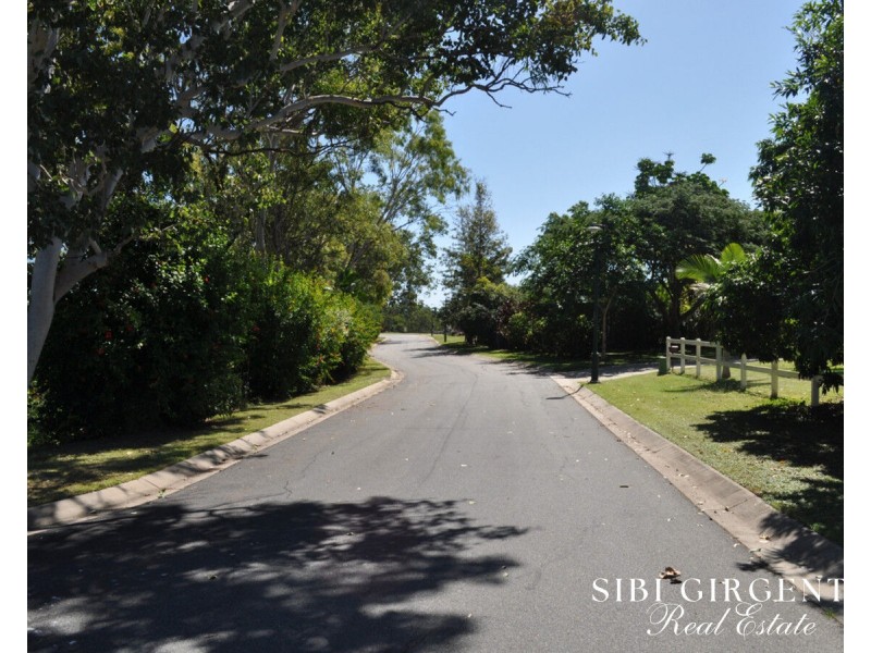 15 Ciobo Close, Mareeba QLD 4880