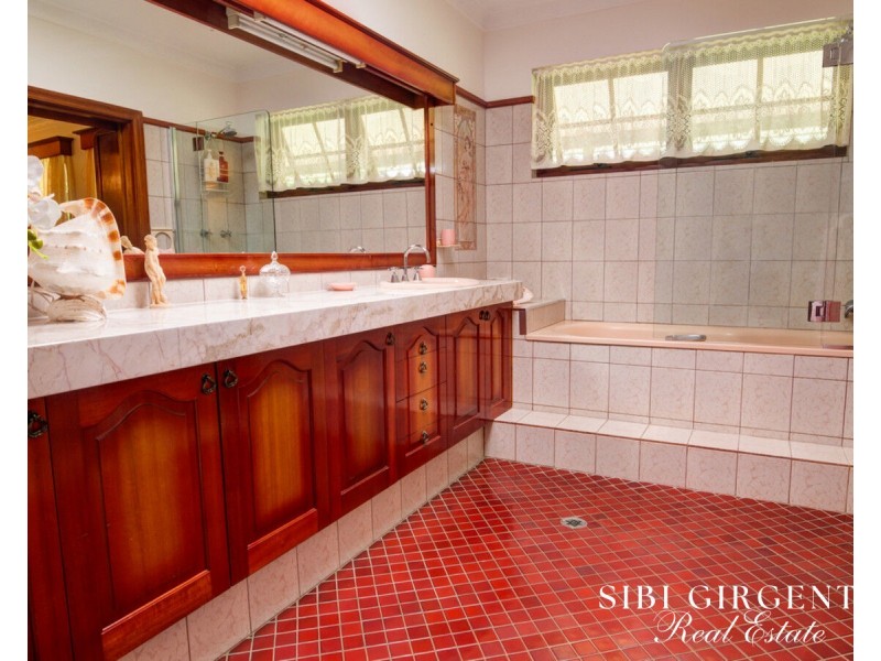 5 Ciobo Close, Mareeba QLD 4880