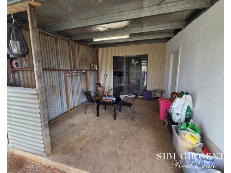 66 Macadamia Street, Arriga QLD 4880