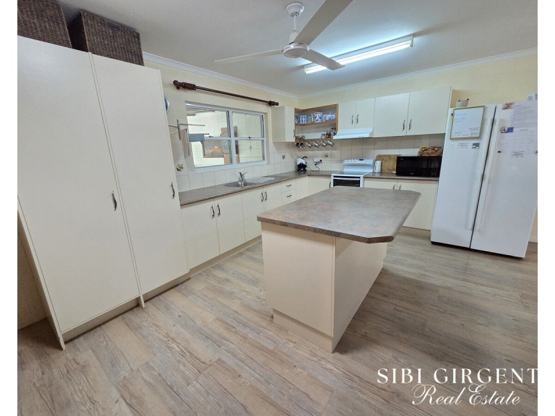 239 Hemmings Lane, Upper Barron QLD 4883
