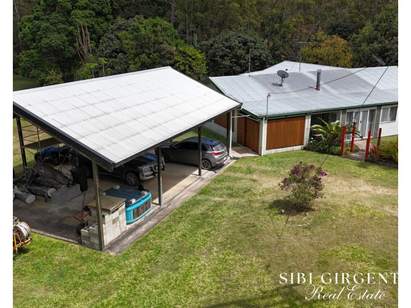 239 Hemmings Lane, Upper Barron QLD 4883