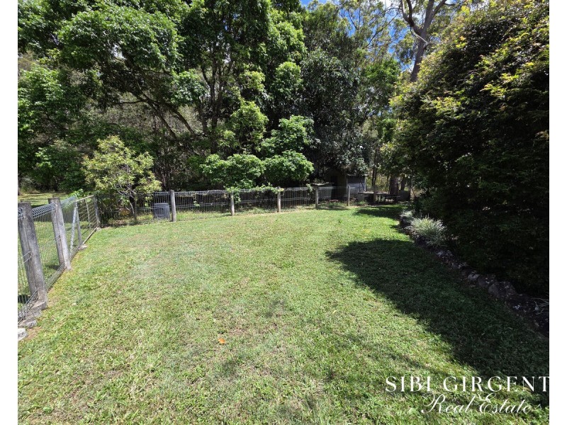 239 Hemmings Lane, Upper Barron QLD 4883