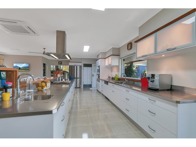 276 Fichera Road, Mareeba QLD 4880
