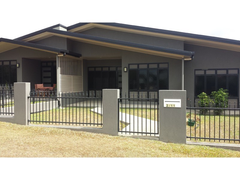 2/11 Middlemiss Street, Mareeba QLD 4880