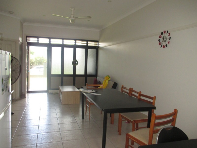 2/11 Middlemiss Street, Mareeba QLD 4880