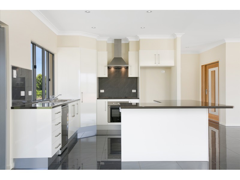 18 Gallo Drive, Mareeba QLD 4880