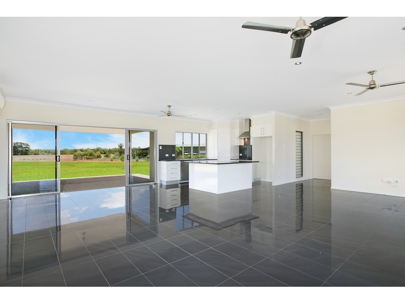 18 Gallo Drive, Mareeba QLD 4880