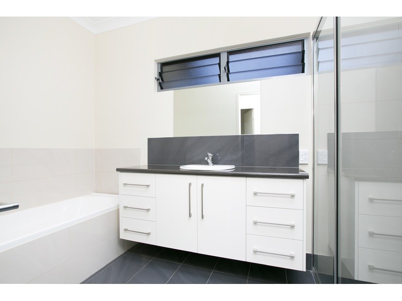 18 Gallo Drive, Mareeba QLD 4880