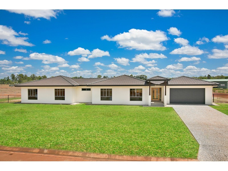 18 Gallo Drive, Mareeba QLD 4880