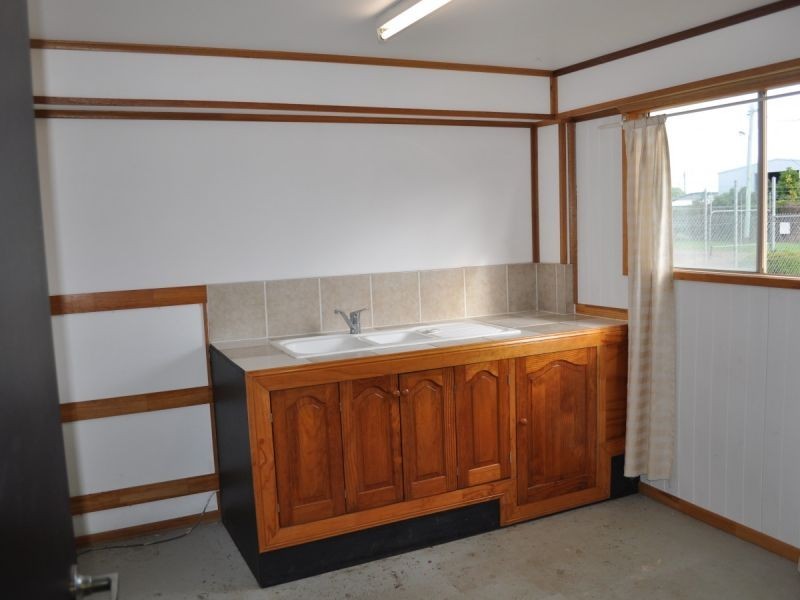 41-43 Albrecht Street, Atherton QLD 4883