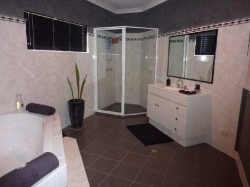 5 Debel Close, Mareeba QLD 4880