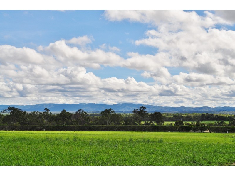 Lot 305,  Bellevue Drive, Mareeba QLD 4880