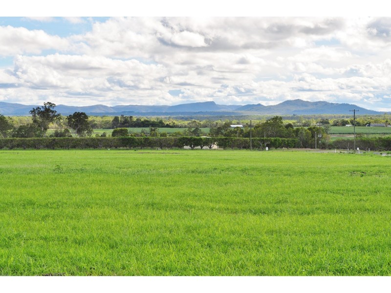 Lot 305,  Bellevue Drive, Mareeba QLD 4880