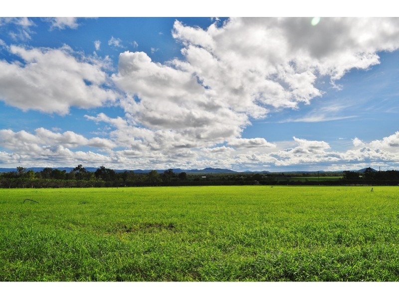 Lot 305,  Bellevue Drive, Mareeba QLD 4880