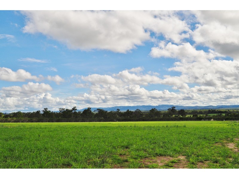 Lot 305,  Bellevue Drive, Mareeba QLD 4880