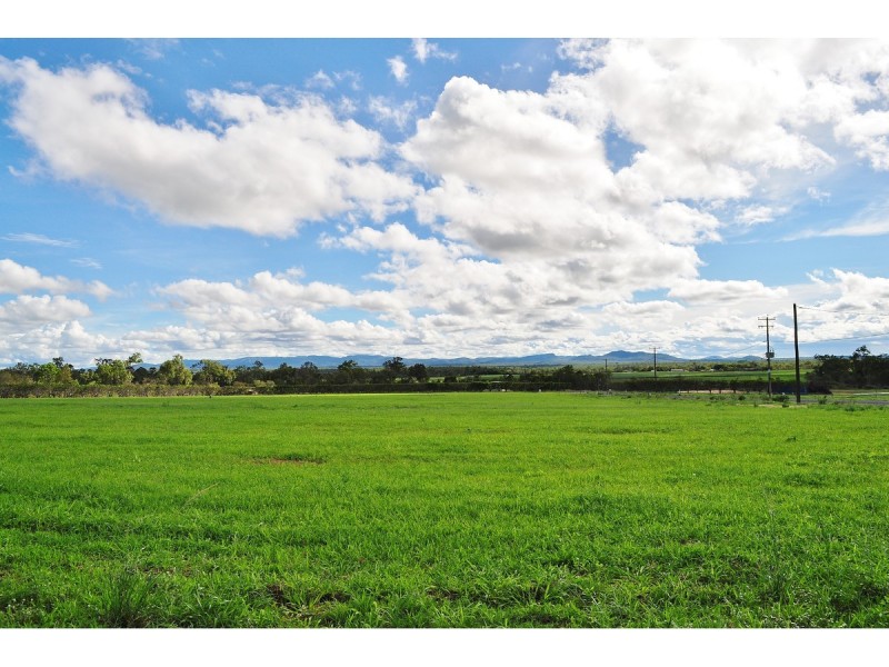 Lot 305,  Bellevue Drive, Mareeba QLD 4880