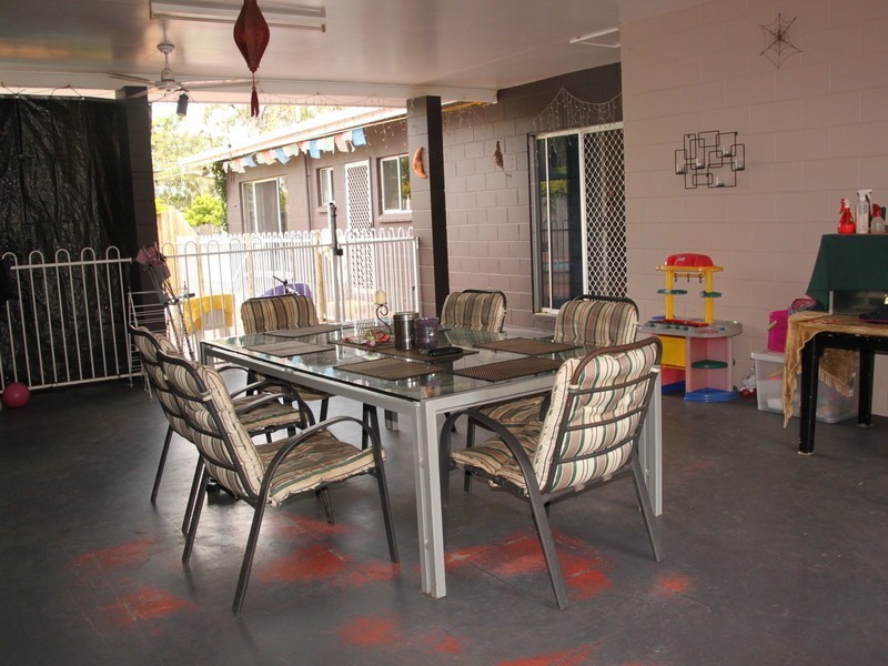 23 Pleasant Close, Mareeba QLD 4880