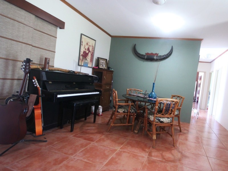 23 Pleasant Close, Mareeba QLD 4880