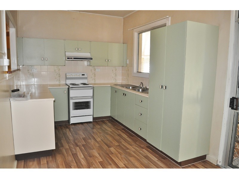 31 Walsh Street, Mareeba QLD 4880
