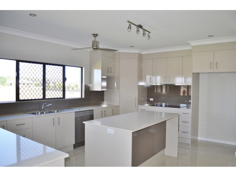 5 Agius Crescent, Mareeba QLD 4880