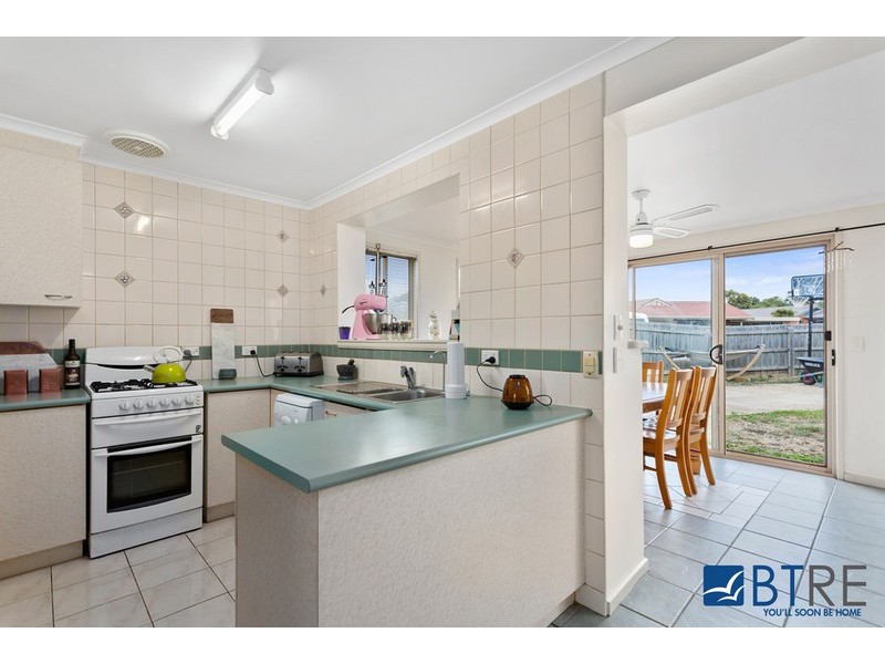 28 Michelle Drive, Hastings VIC 3915