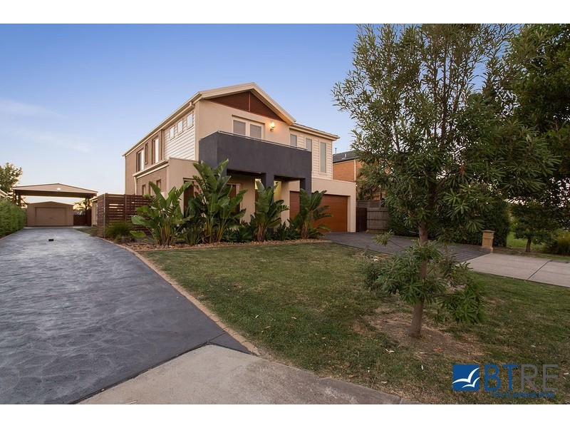 30 Warranqite Crescent, Hastings VIC 3915