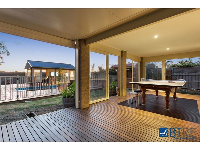 30 Warranqite Crescent, Hastings VIC 3915