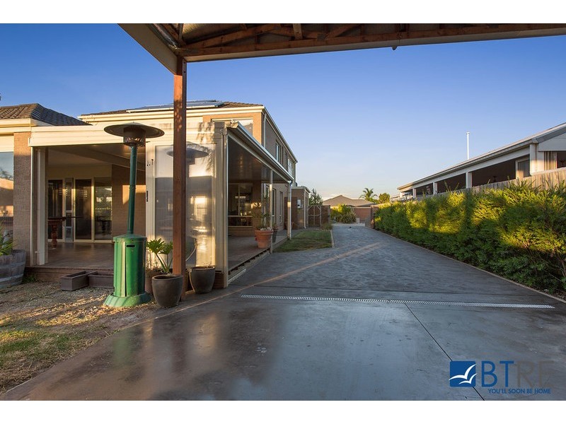 30 Warranqite Crescent, Hastings VIC 3915