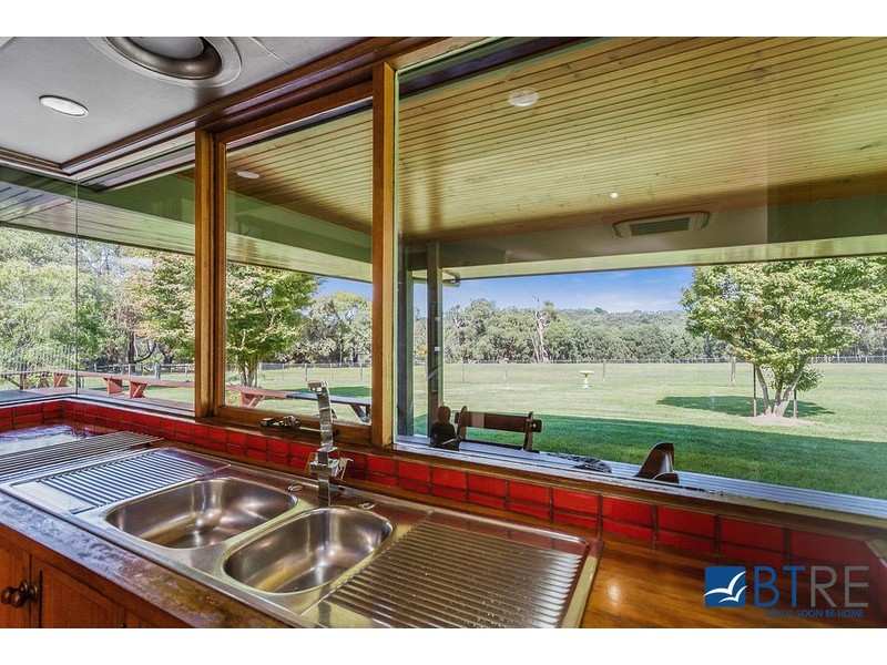 162 Point Leo Road, Red Hill South VIC 3937