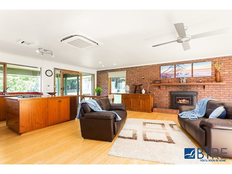 162 Point Leo Road, Red Hill South VIC 3937