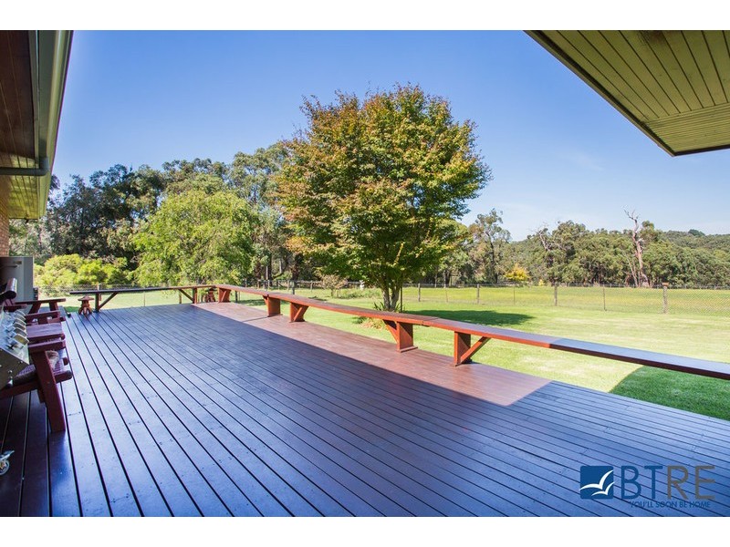 162 Point Leo Road, Red Hill South VIC 3937