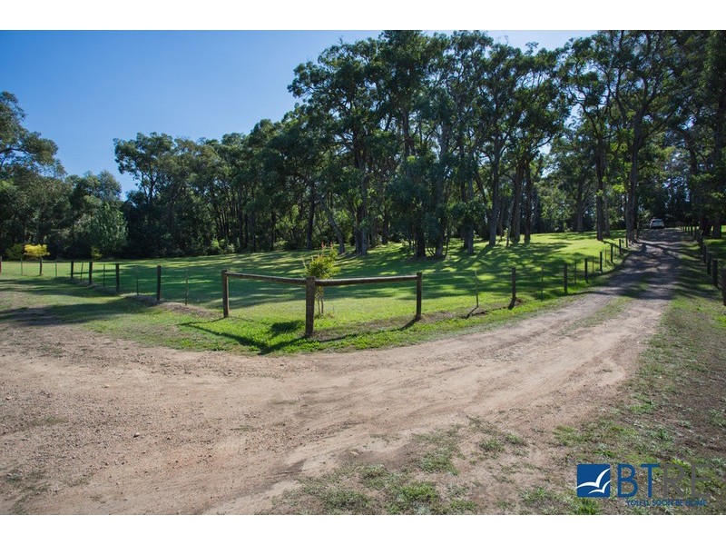 162 Point Leo Road, Red Hill South VIC 3937