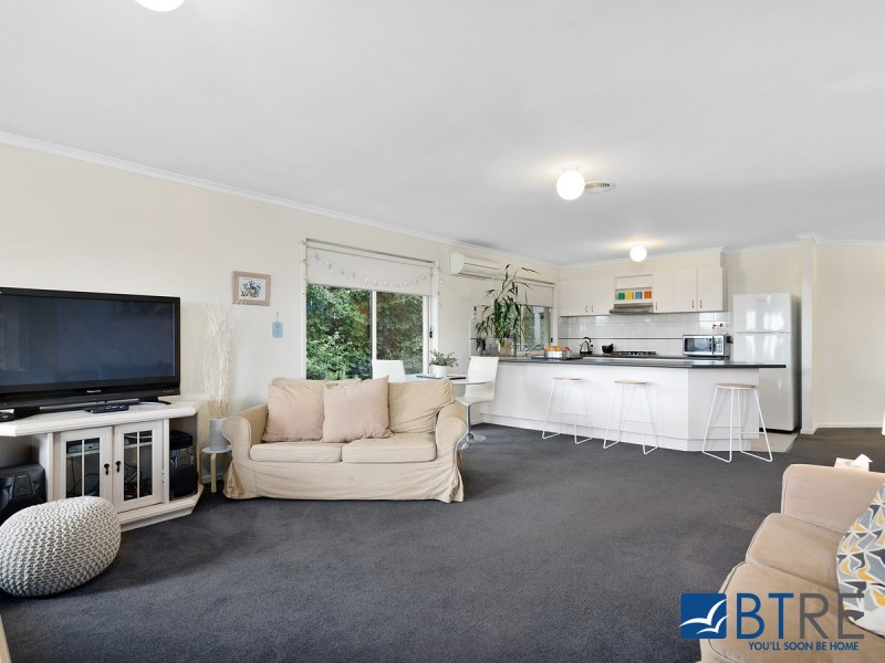 44 Warranqite Crescent, Hastings VIC 3915