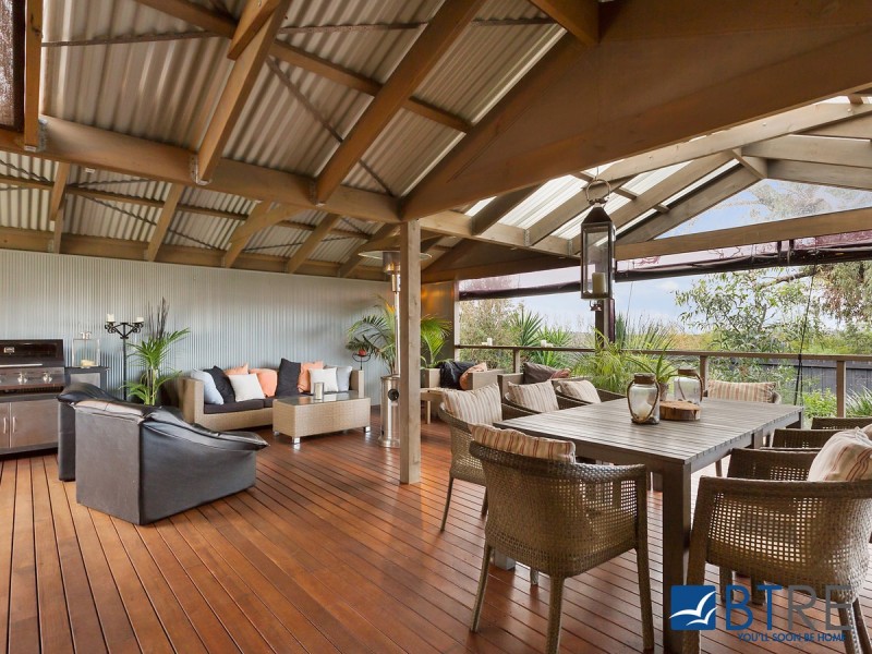 44 Warranqite Crescent, Hastings VIC 3915