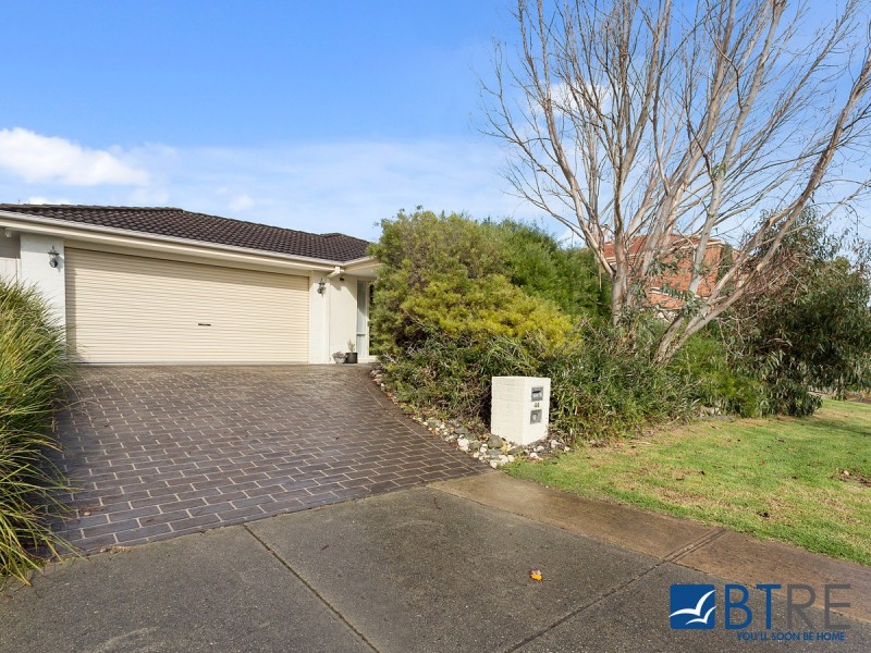44 Warranqite Crescent, Hastings VIC 3915
