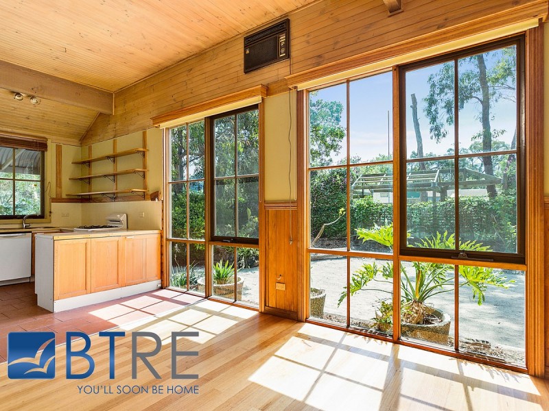 12 Hamilton Street, Crib Point VIC 3919